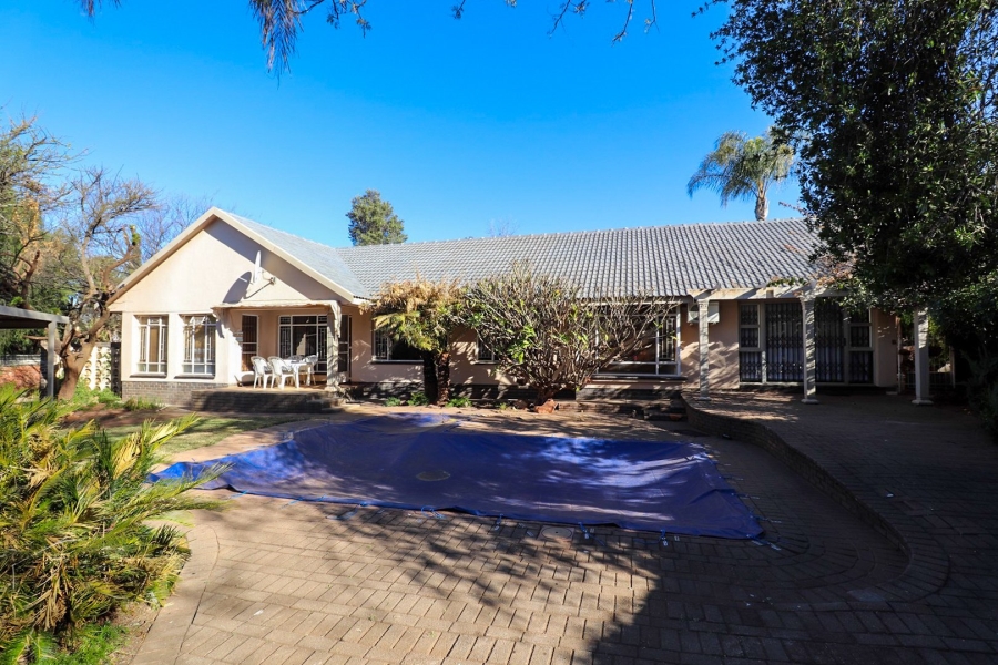 3 Bedroom Property for Sale in Wilkoppies North West